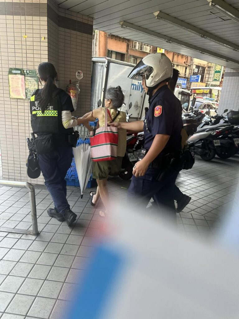 北捷飛踢事件最新進展！73歲婦人落網大喊「我是好人」