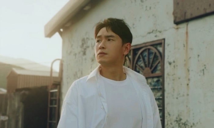 演歌雙棲的男星陳謙文推出全新台語抒情力作〈離岸〉（圖：葡萄長文創工作室）